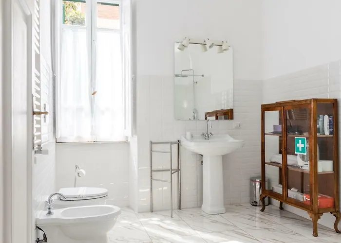 Blanc House *